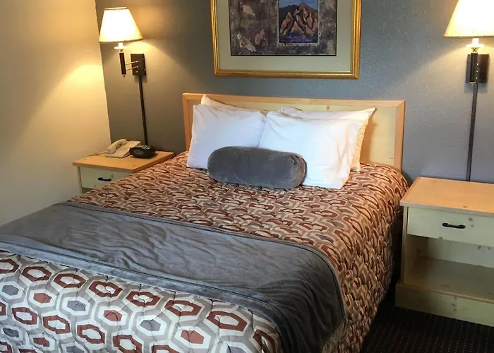 Moose Creek & Suites